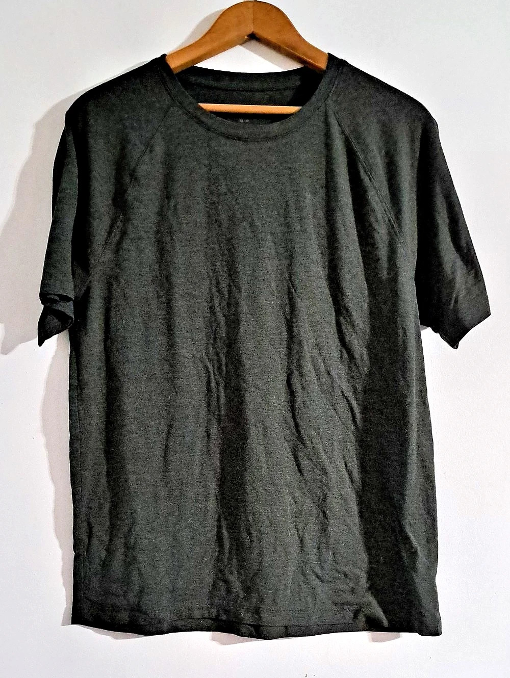 Joe Fresh Men's Active Moisture-Wicking T-Shirt Black